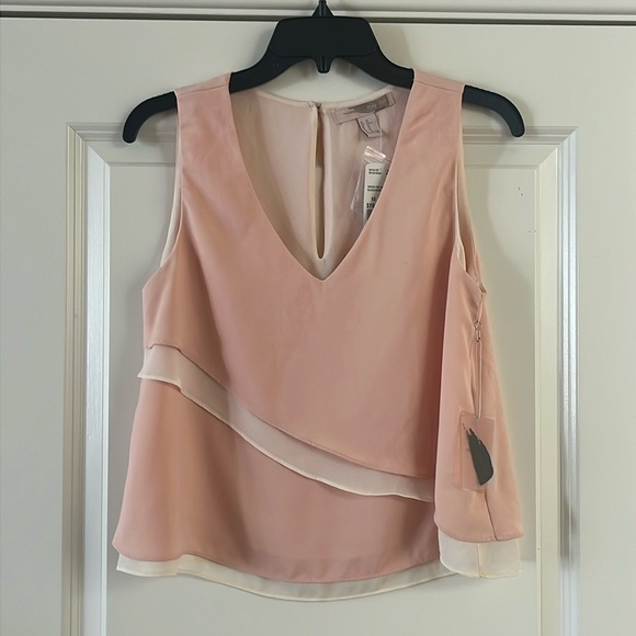 New With Tag Forever 21 Two Layers Asymmetrical Top Size XS - Picture 2 of 9